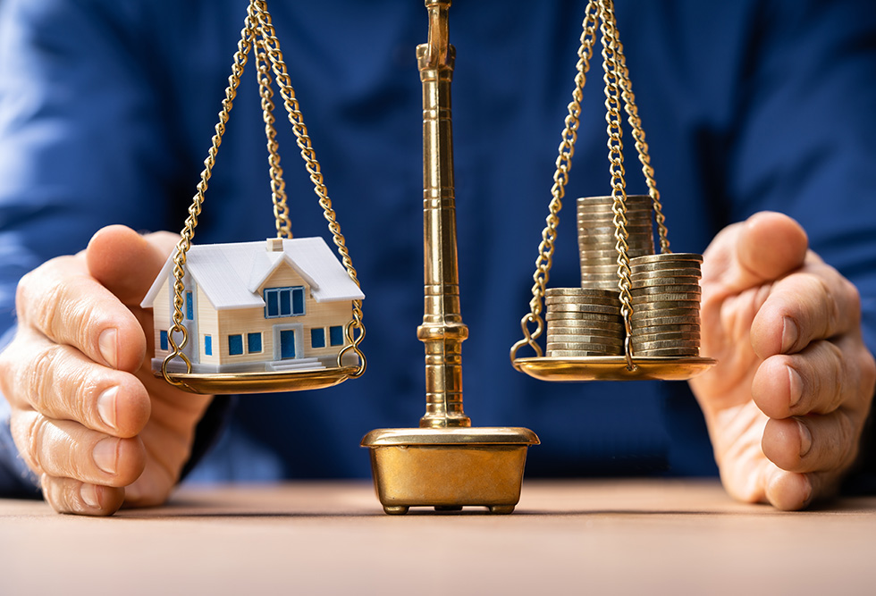 Positive and Negative Gearing: Pros and Cons